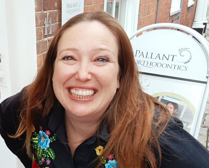 Alice
Fixed Braces + Extractions, Composite Bonding post-orthodontic treatment.
28 months
Alice
Fixed Braces + Extractions, Composite Bonding post-orthodontic treatment.
28 months